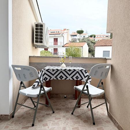Apartments Antic 1 Pjescana Uvala Exterior photo