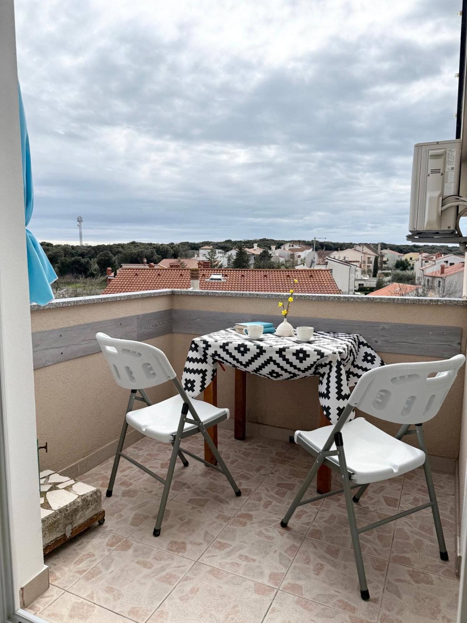 Apartments Antic 1 Pjescana Uvala Exterior photo